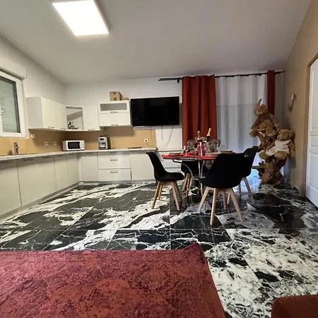 Boston - Loft With Jacuzzi * Sanary-sur-Mer